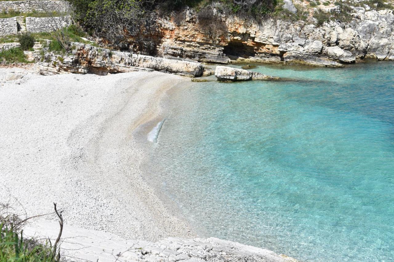 Villa Giovanna Kassiopi Luaran gambar